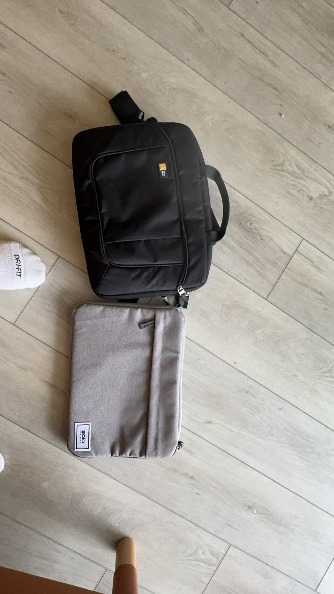 laptop bag and laptop sleeve bundle 