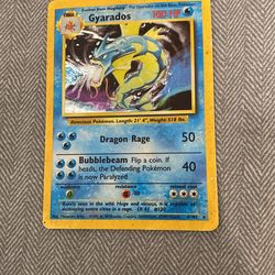 1999 COLLECTOR’SHOLOGRAPHIC GYRDOS POKEMON CARD