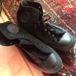 8.5 Black Converse All-Stars NEW
