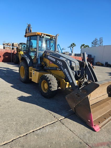 John Deere 710 Backhoe