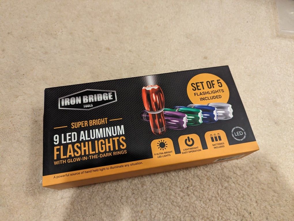 Iron Bridge Tools 5 pack Super Bright 9 LED flashlight with battery