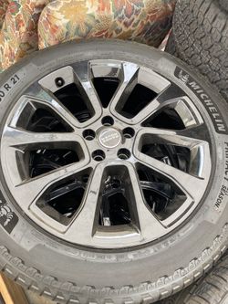 Range Rover Set Of 4 Wheels With Tires 21”