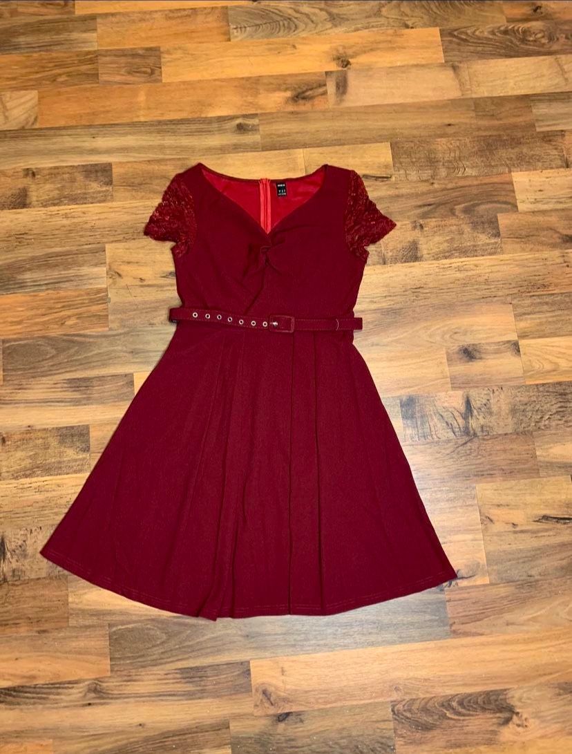 Burgundy Dress Size Medium