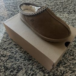 UGG Slippers Brand New!!