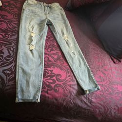 SHEIN Mid Rise Skinny Jeans Light Wash Distressed Stretch 5-Pocket Size S