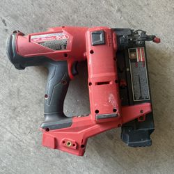 Milwaukee 18g Brad Nail Gun. No Battery 