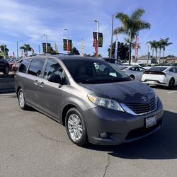 2011 Toyota Sienna