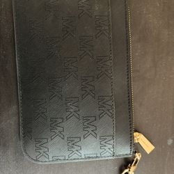 Marc Jacob’s Wristlet 