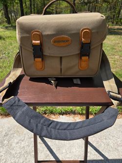 Mamiya C220 camera with accessories