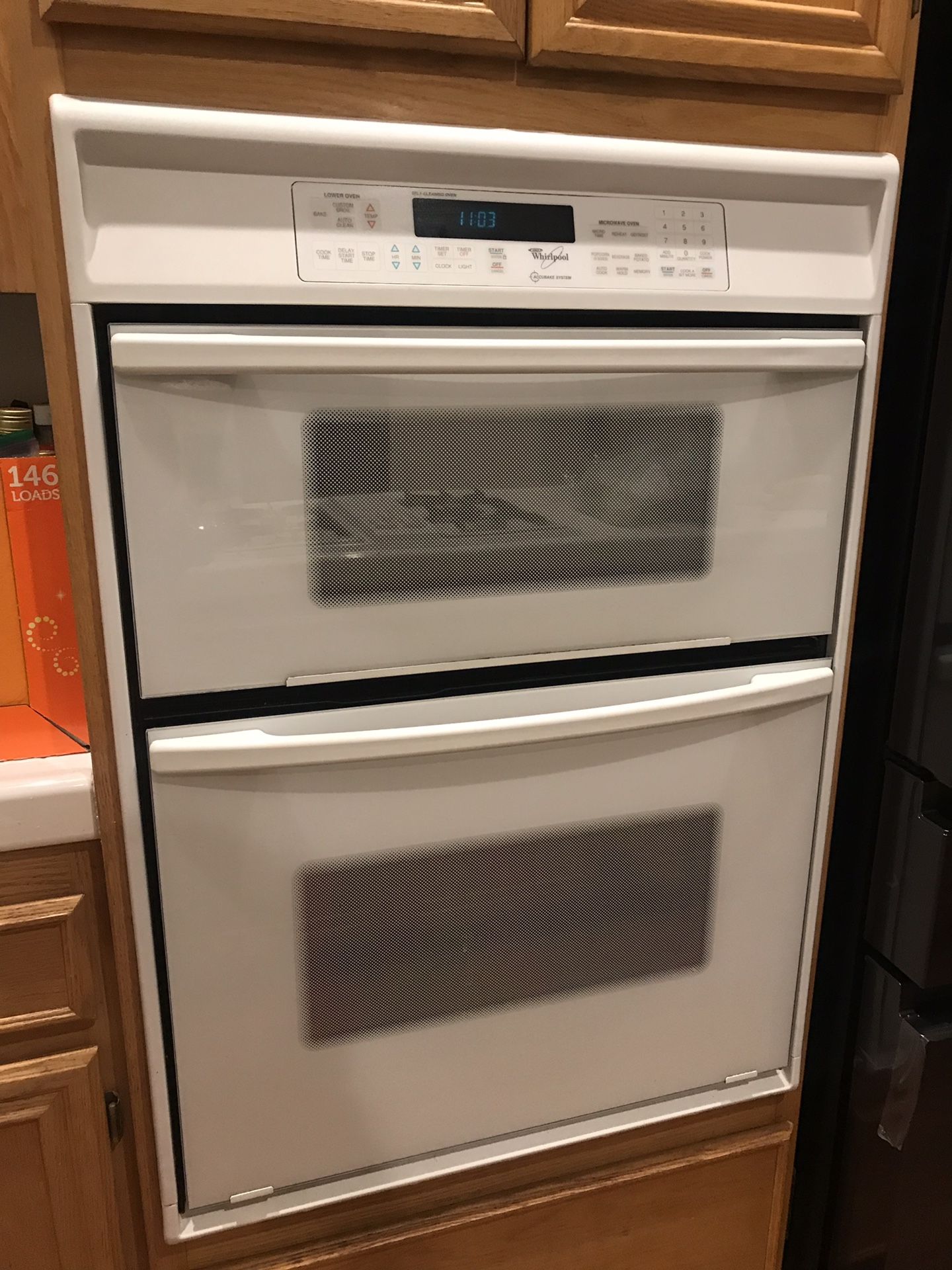 Whirlpool built in wall Oven microwave combo emextric 29 3/4”x42” in Scripps Ranch