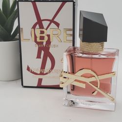 Yves Saint Laurent
 
Libre Berry Crush Eau de Parfum

1 fl