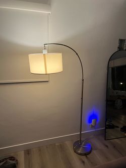 Floor lamp