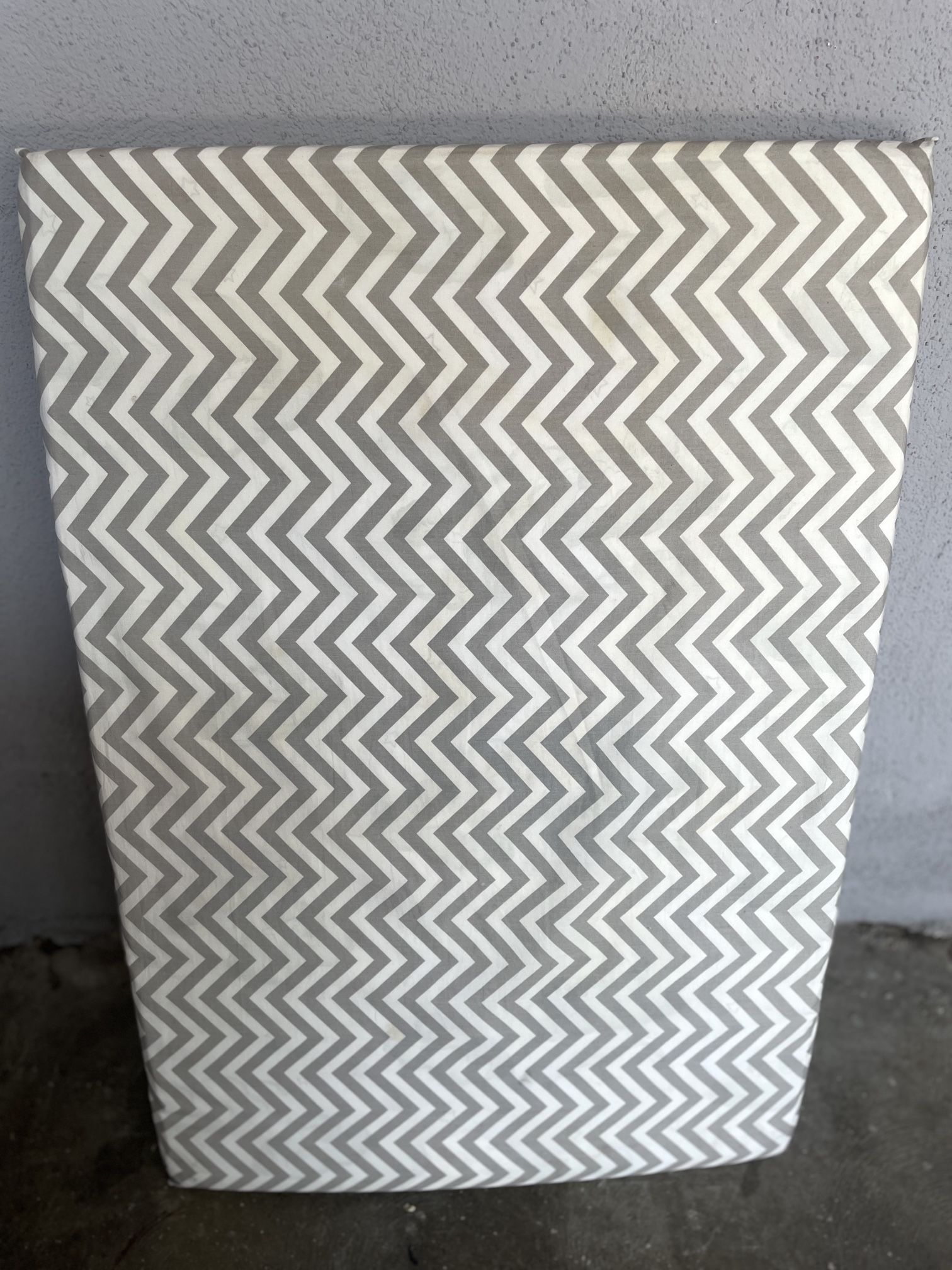 M/L Dog Mattress