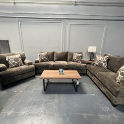 3pc Set: Sofa, Love Seat, & Chair