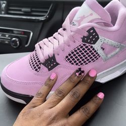 Pink 4s Size 6.5