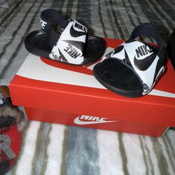 Bundle Of Baby Items!