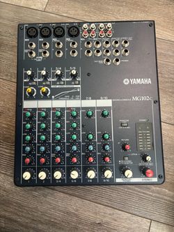 Yamaha Mixing Console MG102C
