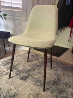 Set of 4 dining chairs