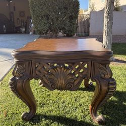 Ornate Coffee Table With 2 End Tables (3pc)