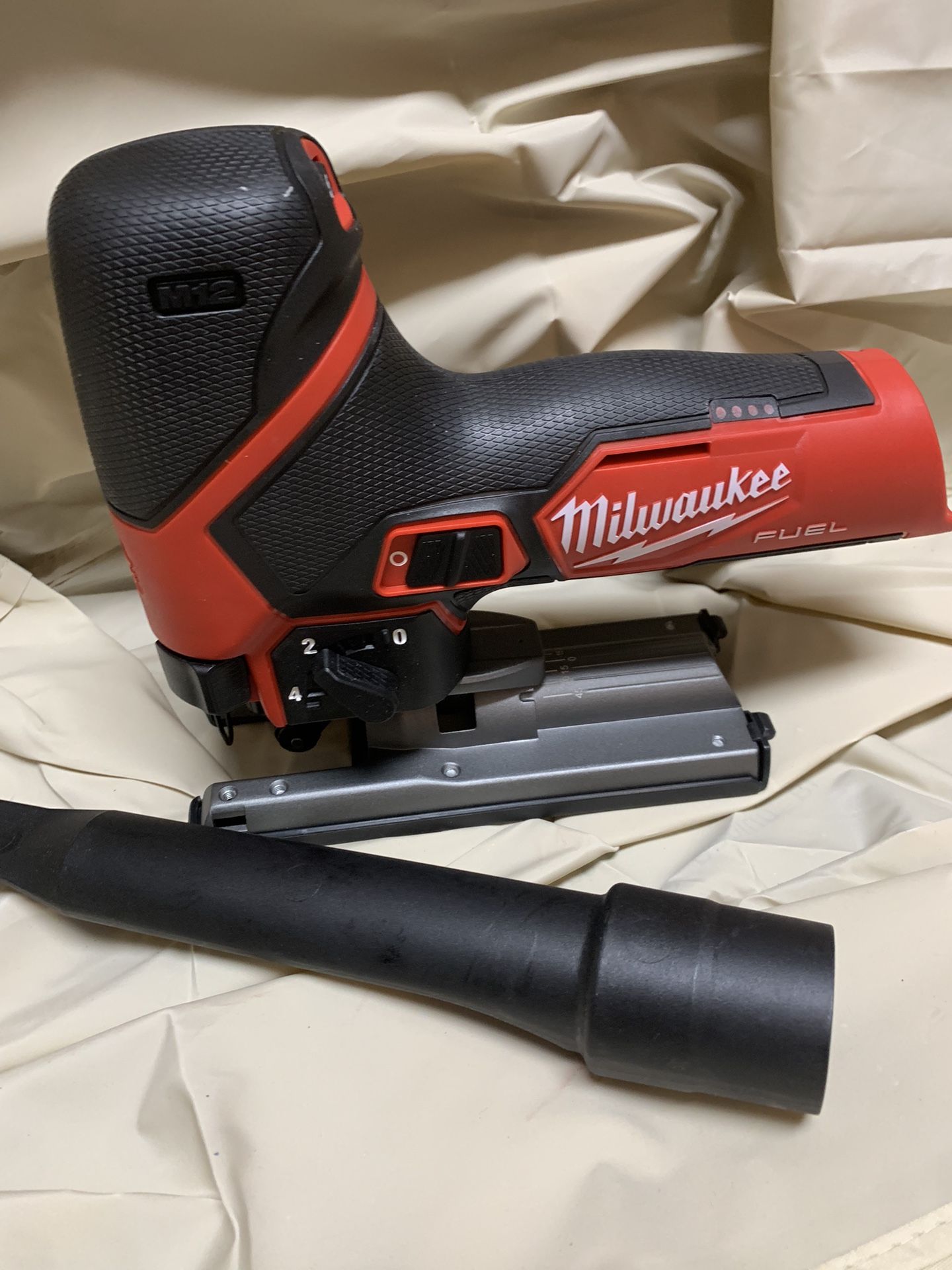 Milwaukee M12 12V Fuel Lithium-lon Cordless Jig Saw (Tool-Only)