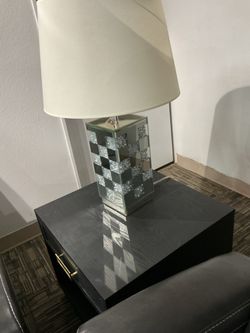 Mirrored Checkered Lamp