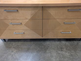 Contemporary Light Wood Six-Drawer Dresser and Mirror Set