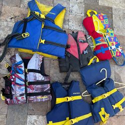 Life vest, life jackets for kids and adults bulk price available, a bunch of them available
