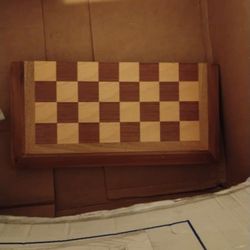 1986 Wooden Chess Board
