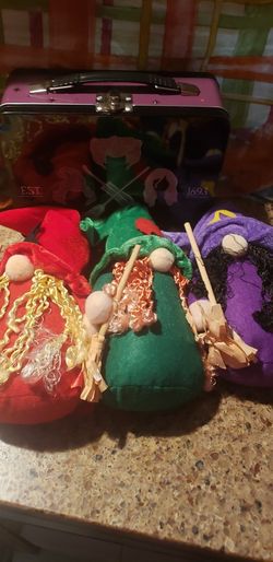 HOCUS POCUS GNOMES AND LUNCH PAIL