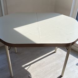 Vintage 80s  Chromcraft Style Table