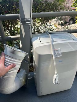 Portable Air Conditioner LG