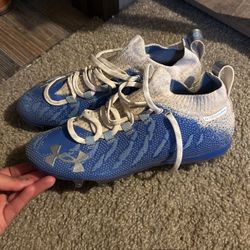 Mens Size 8 Ua Football Cleats