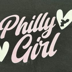 Ladies size large Philly girl T shirt