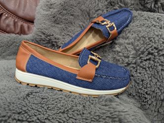 Women's Casual Loafers Slip on Lightweight Shoes Size 41 US 9
Blue / Brown