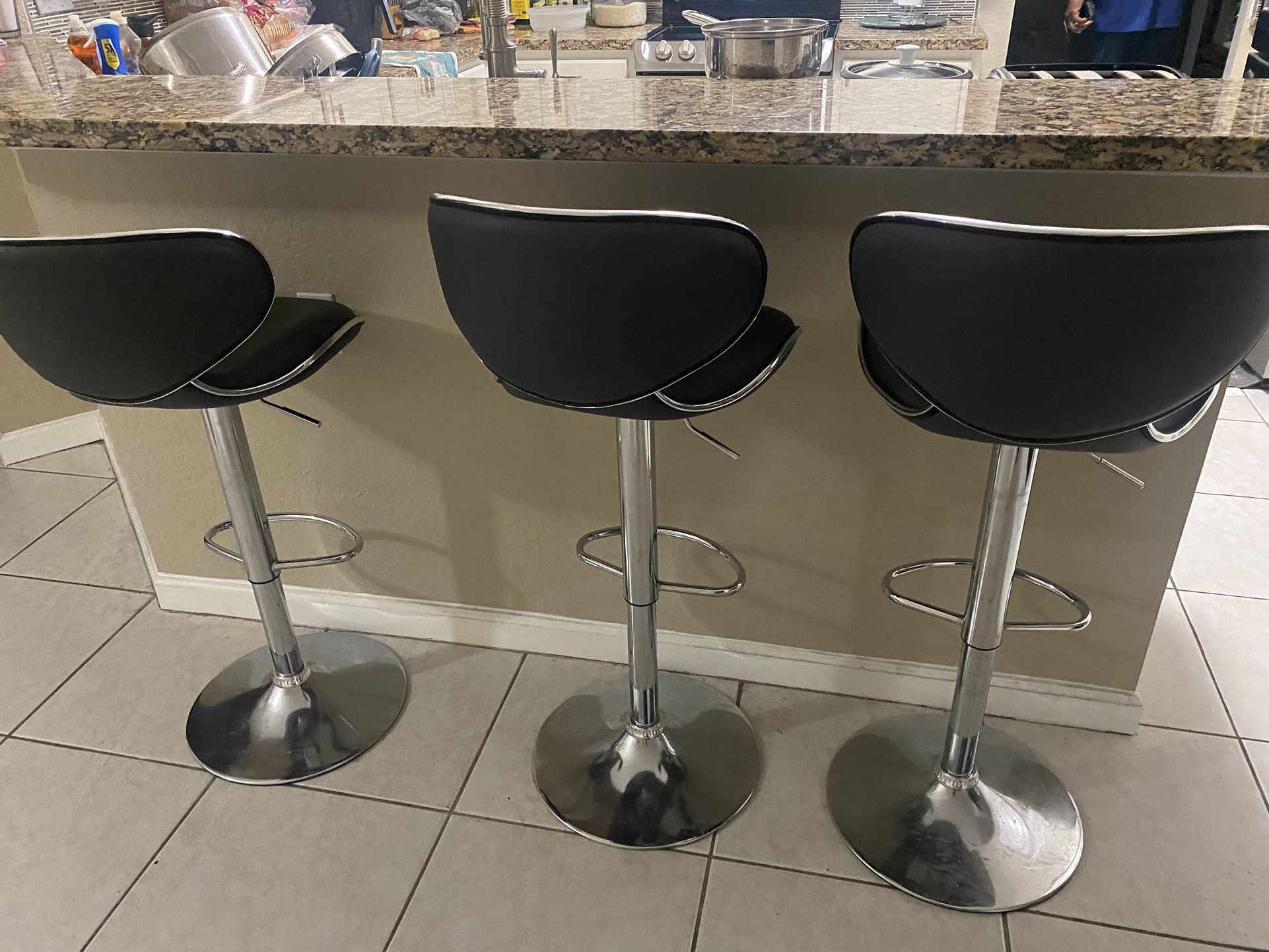3 El Dorado Bar Stools