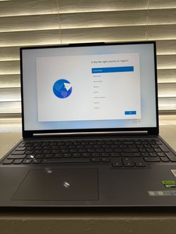 Lenovo Legion Slim 5 (with official charger)