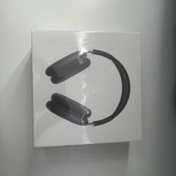 *NEW* Black Airpod Maxes