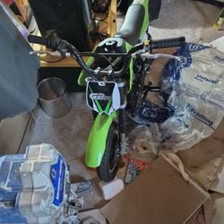 Mini 50cc dirt bike 
