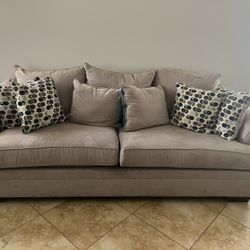 Couch & Loveseat