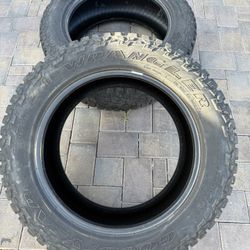 275/55r20 Good year wrangler ultra terrain AT tires