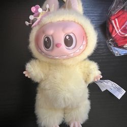 Labubu The monsters let’s checkmate