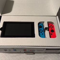 Nintendo Switch 