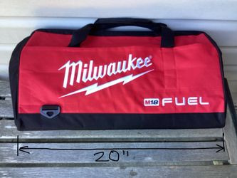 Milwaukee Heavy Duty Contractors Tool Bag 20” With Outside Pockets.  Brand NEW.