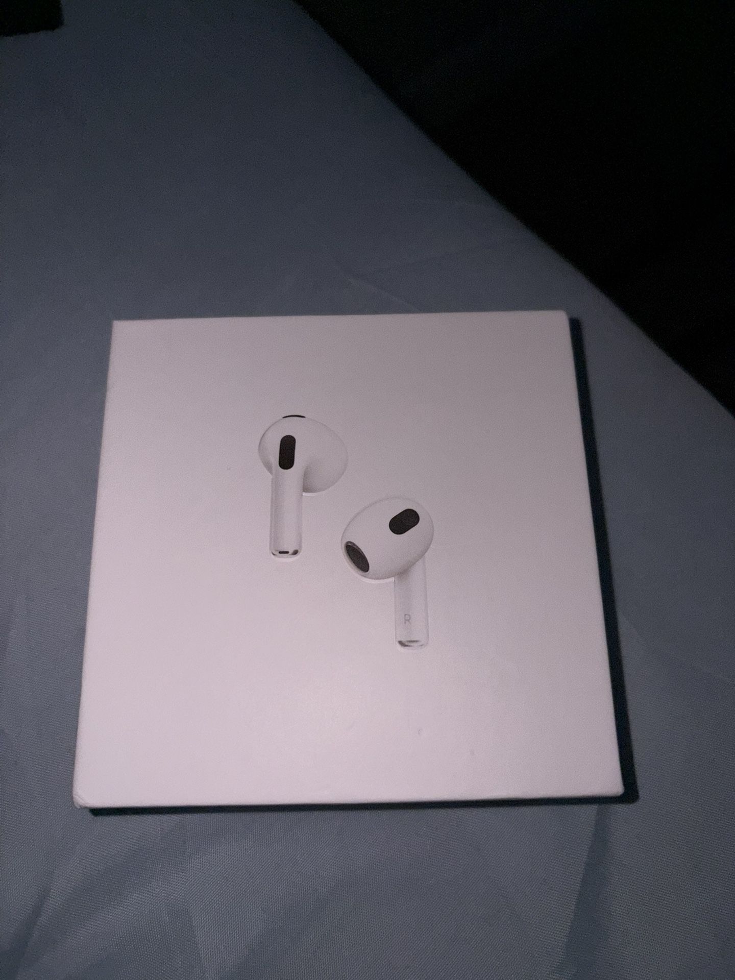 AirPods Generation 3