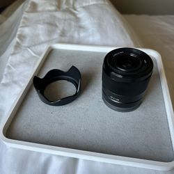 Sony FE 28mm F/2 lens