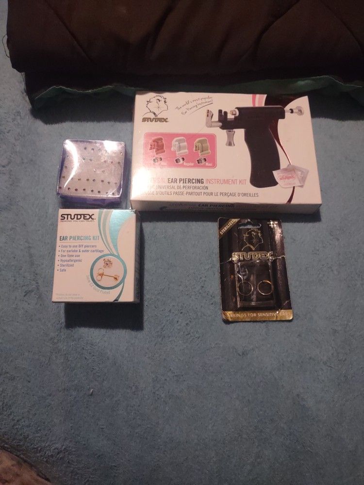 Hole Piercing Kit Everything New Nothing's Never Been Open