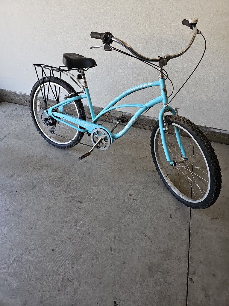 ELECTRA BEACH CRUISER BIKE 7 SPEED
