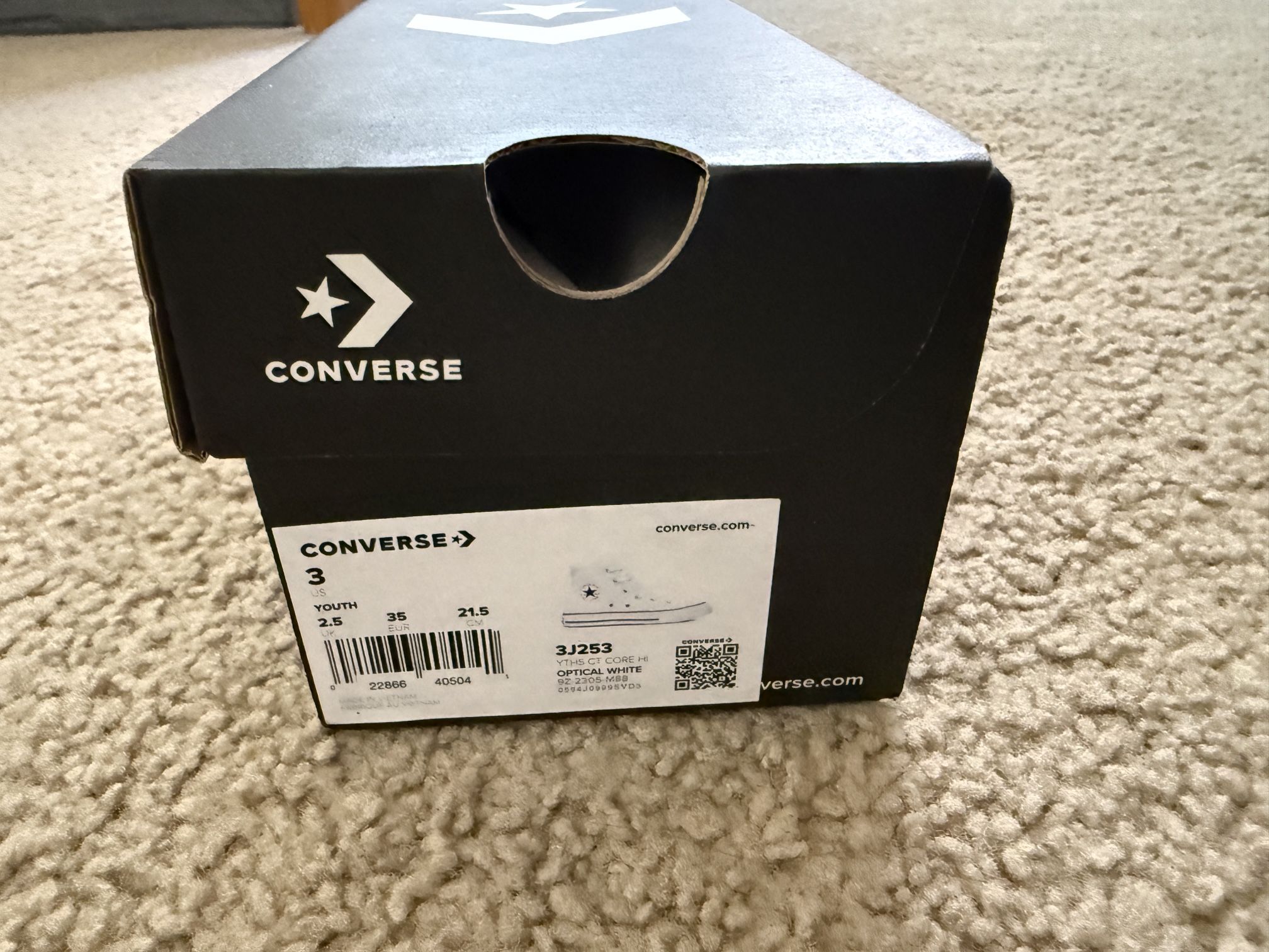 New White Converse Size 3 Youth