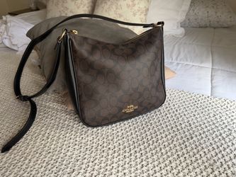 Coach Signature Crossbody Shoulder Bag