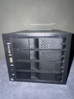 ICY DOC Internal Or External Sata 4 Bay Hard Drive Enclosure 